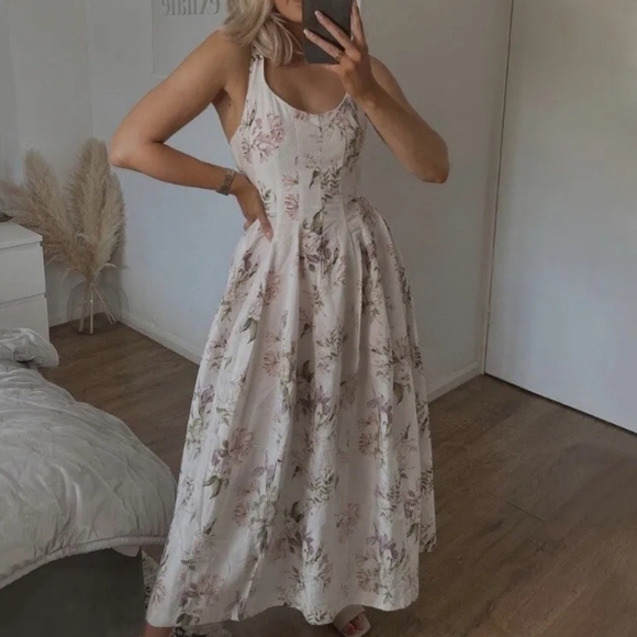 H&M Dresses & Skirts - Brock Collection × H&M Floral Pint Linen Blend Midi Dress